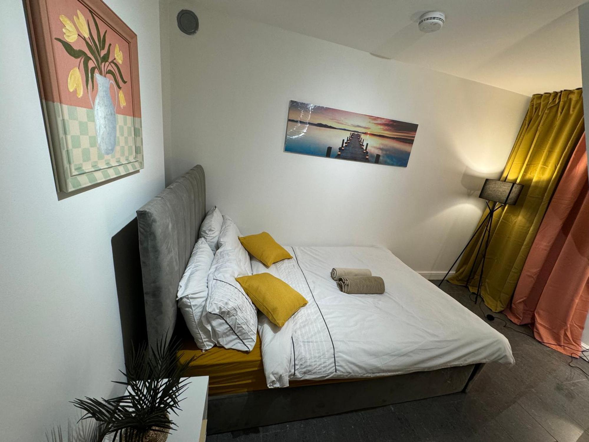 A Modern Luxury Penthouse Close To Tower-hil-canary Wharf-central Pensión